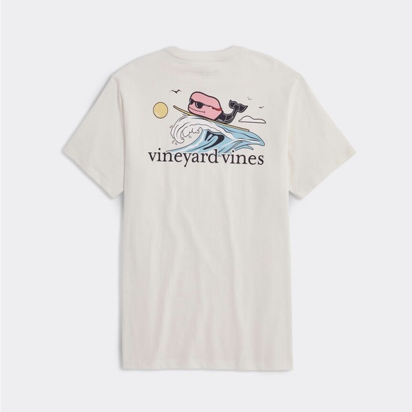 Vineyard Vines Other - Vineyard Vines Men’s Surfer Whale Short-Sleeve Pocket Tee - size M - NWT